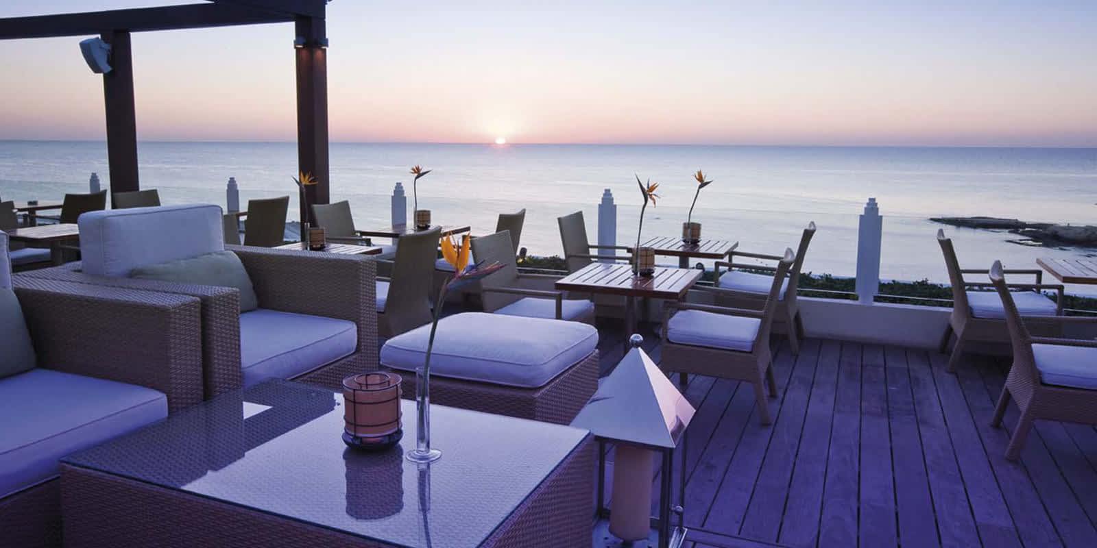 Hemingway's Mövenpick Hotels & Resorts, located at 10th Floor