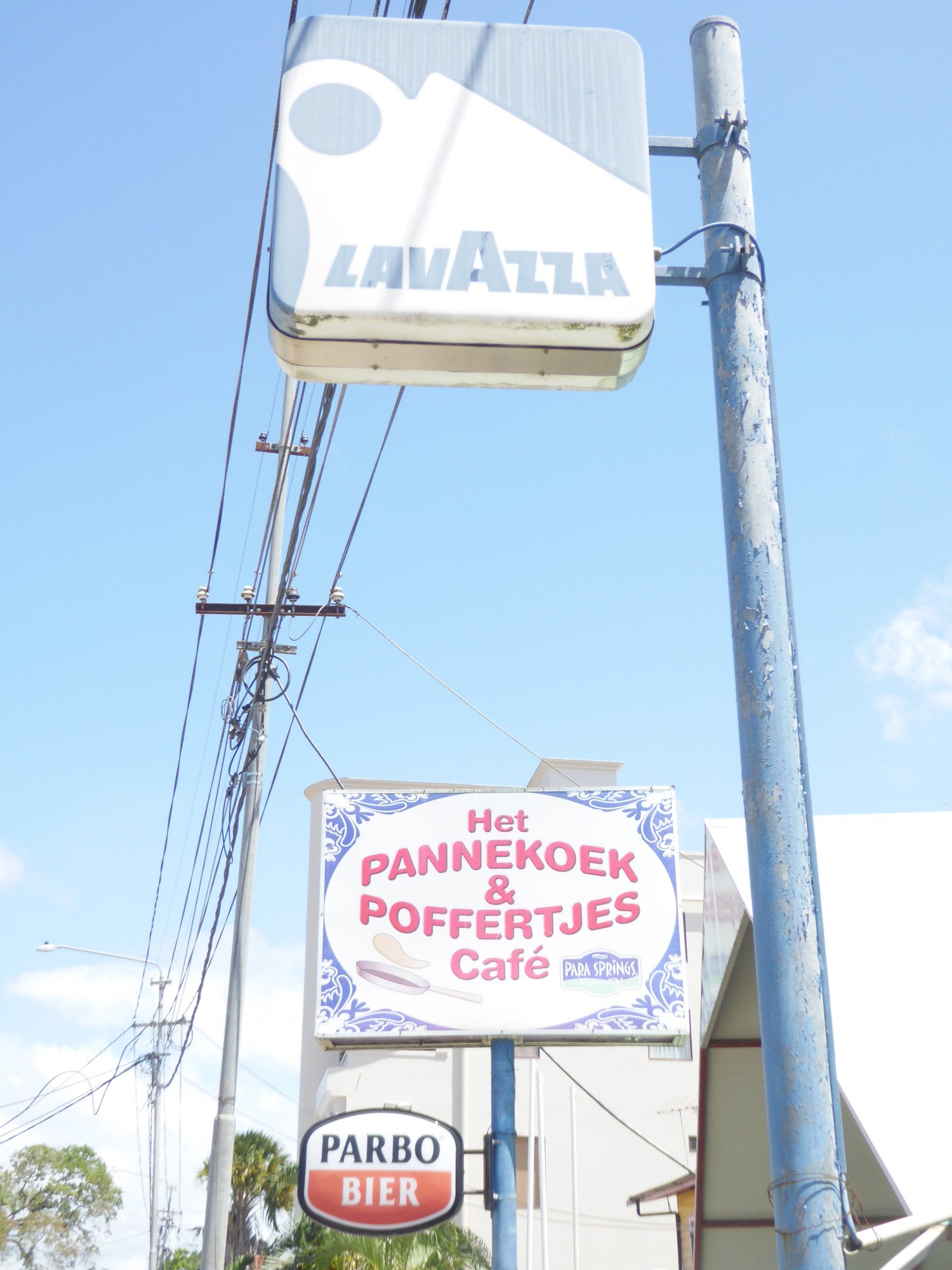 Het Pannekoek Poffertjes Cafe, Van Sommelsdijckstraat # 11, Paramaribo